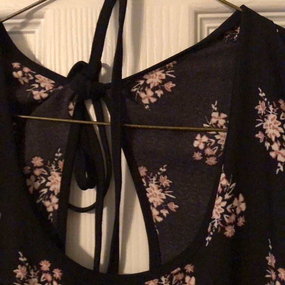 Beautiful xhilaration black flowy dresssz Sz - Picture 3 of 6